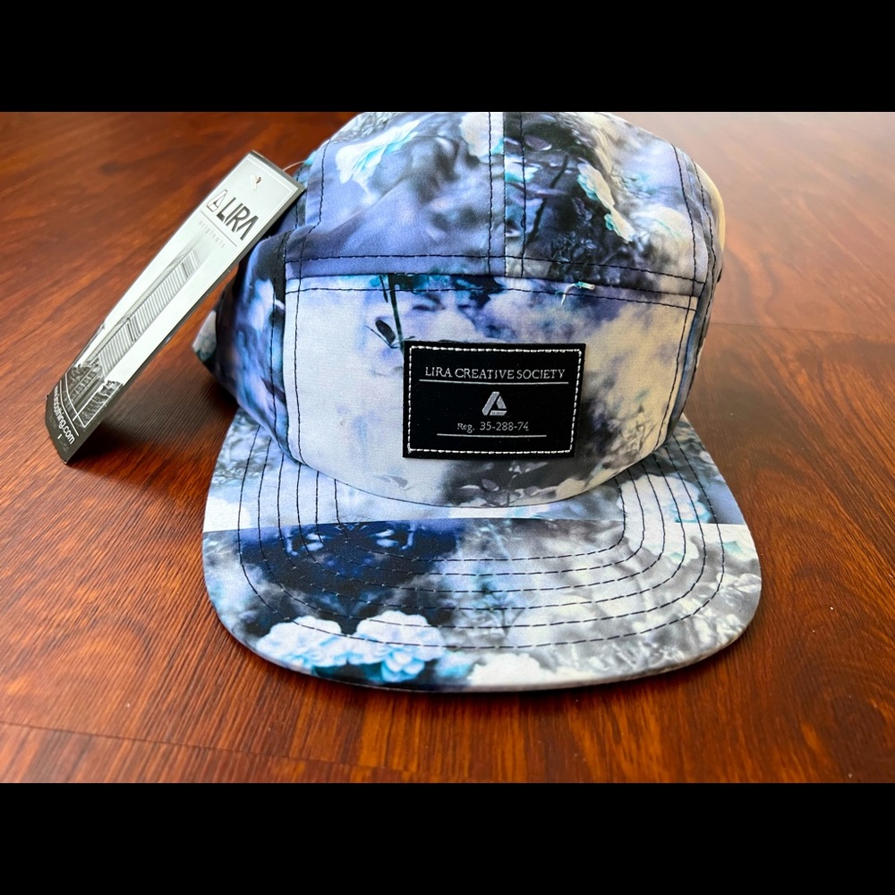 Lira 5 panel flower strap back NWT